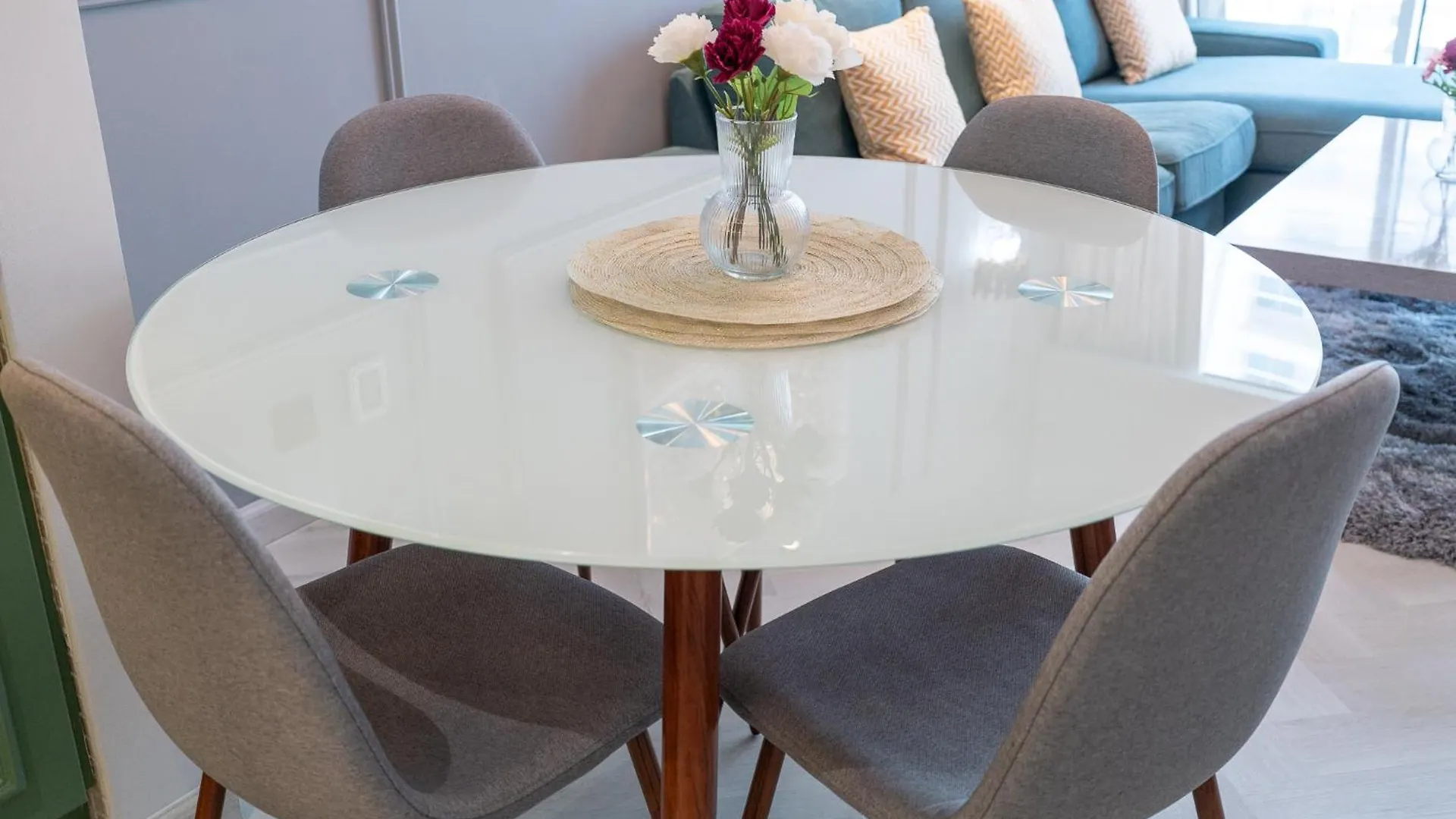 Simple Yet Special 1 Bed For 2 In Mayfair Tower Business Bay Apartment Dubai 0*,